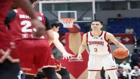 央行开展3000亿1年期MLF投放，中标利率保持稳定